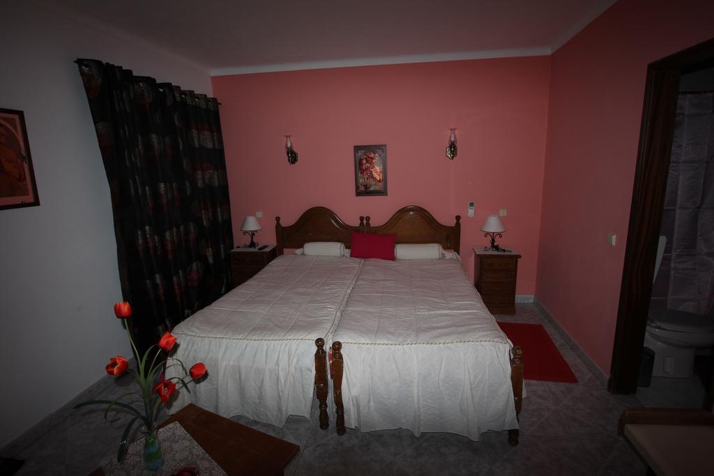 Vila Sodre Guest House Silves Bilik gambar